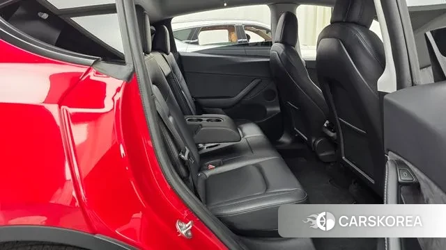 Tesla Model Y 2021 Красный из Кореи, фото 3