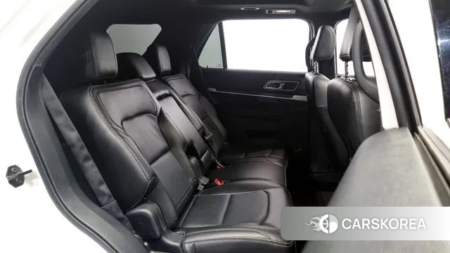 Ford Explorer 2018 Белый из Кореи, фото 3