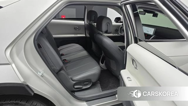 Hyundai Ionic 5 2023 Серебряный из Кореи, фото 3