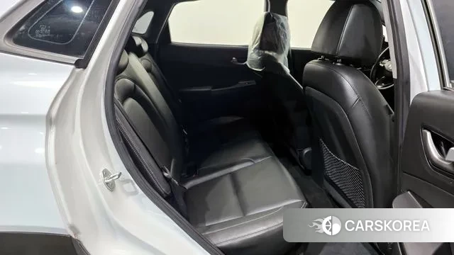 Hyundai Kona 2018 Белый из Кореи, фото 3