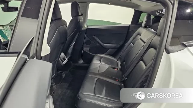 Tesla Model Y 2021 Белый из Кореи, фото 3