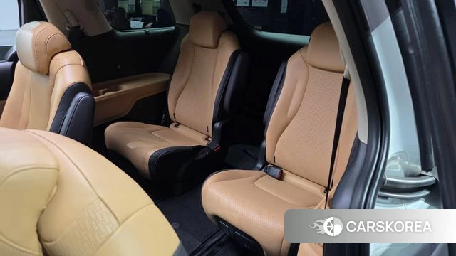 Kia Carnival 4th generation 2023 Белый из Кореи, фото 3