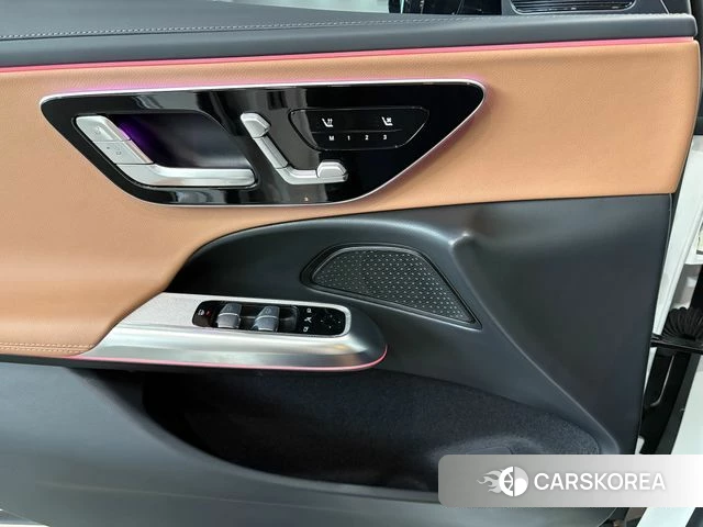 Mercedes-Benz E-Class W214 2025 Белый из Кореи, фото 3