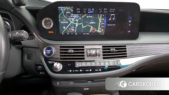 Lexus LS500h 5th generation 2022 Черный из Кореи, фото 3