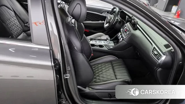 Genesis The New G70 2023 Серый из Кореи, фото 3