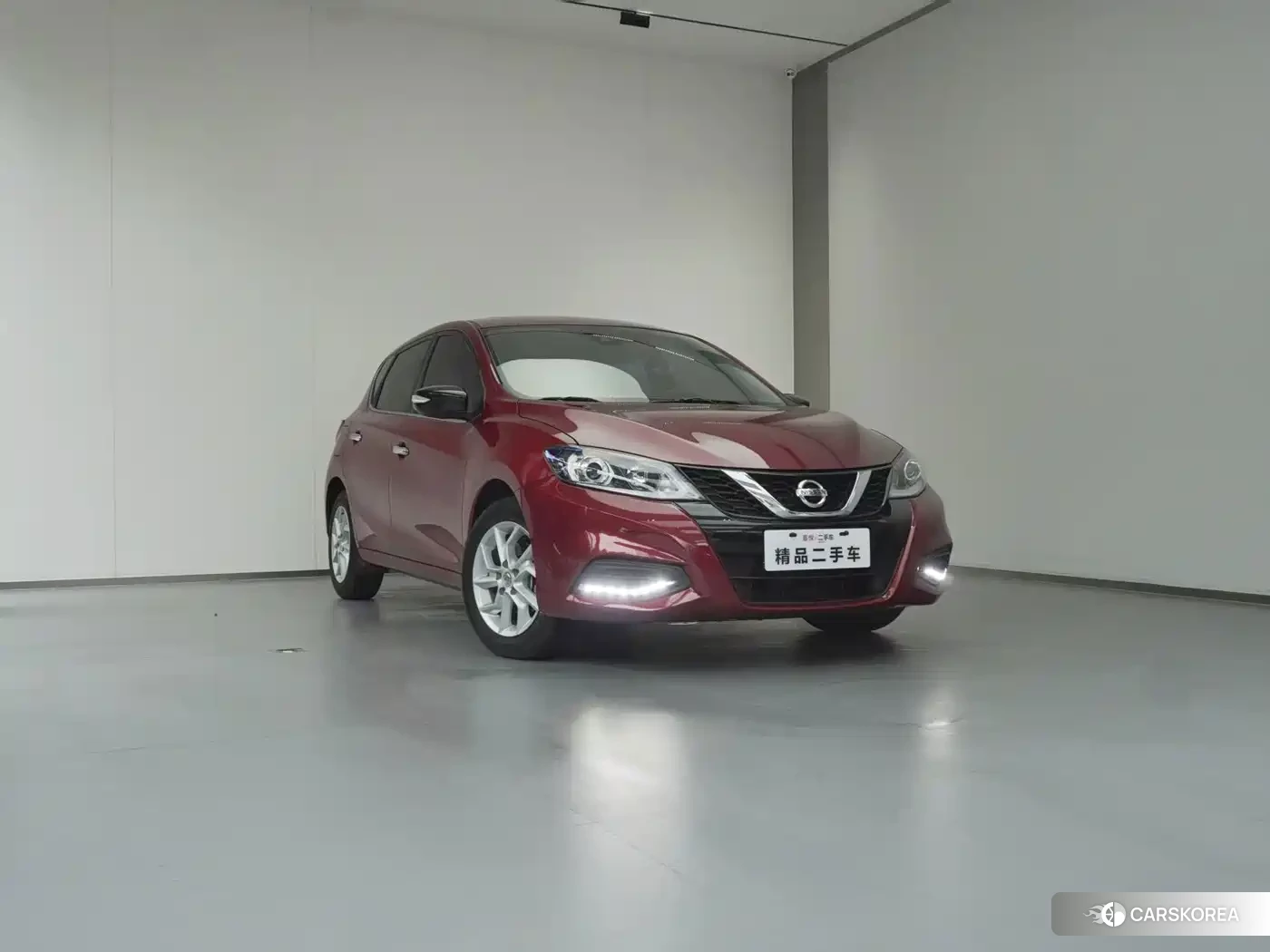 Nissan Tiida 2022 Red/purple из Китая, фото 3