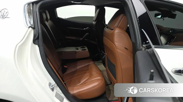 Maserati Ghibli 2018 Белый из Кореи, фото 3