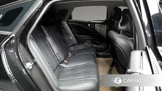 Kia K8 2022 Черный из Кореи, фото 3