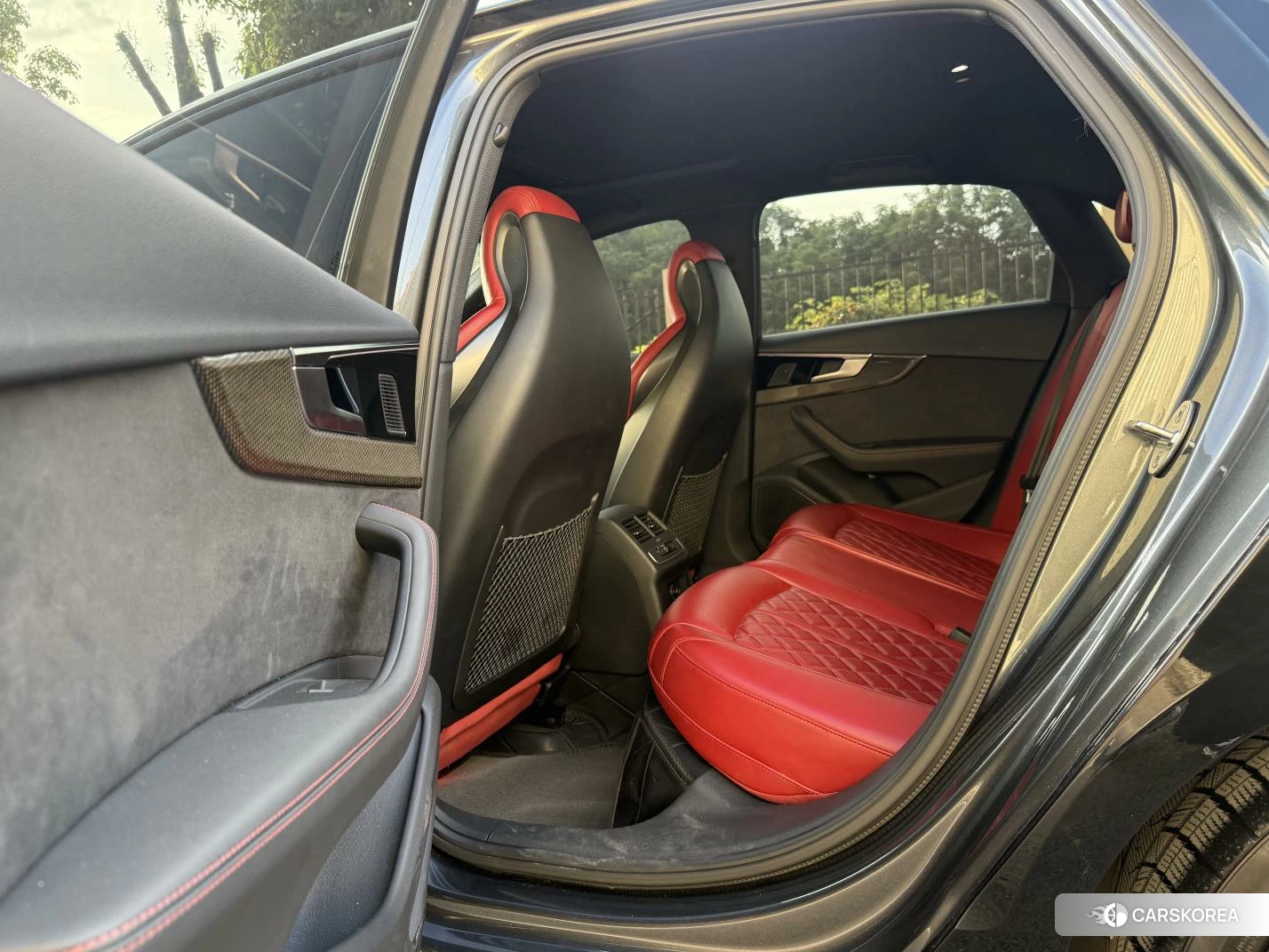 Audi S4 2022 Черный из Китая, фото 3