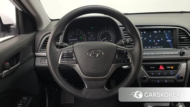 Hyundai Avante AD 2018 Белый из Кореи, фото 3