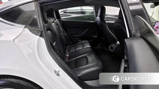 Tesla Model 3 2020 Белый из Кореи, фото 3