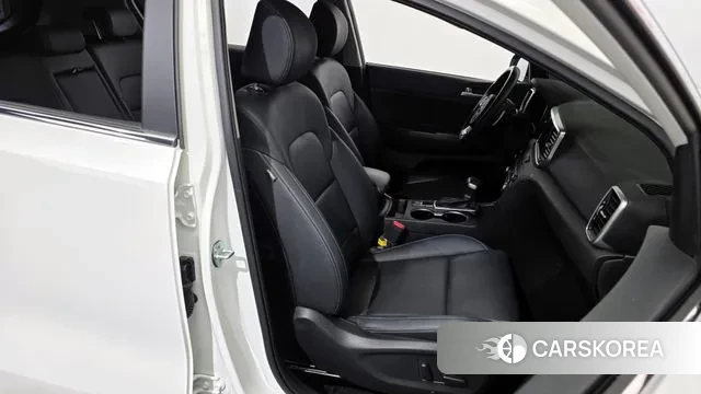 Kia Sportage The Bold 2021 Белый из Кореи, фото 3