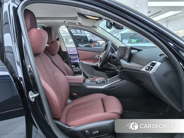 BMW 3 series 2024 Черный из Китая, фото 3