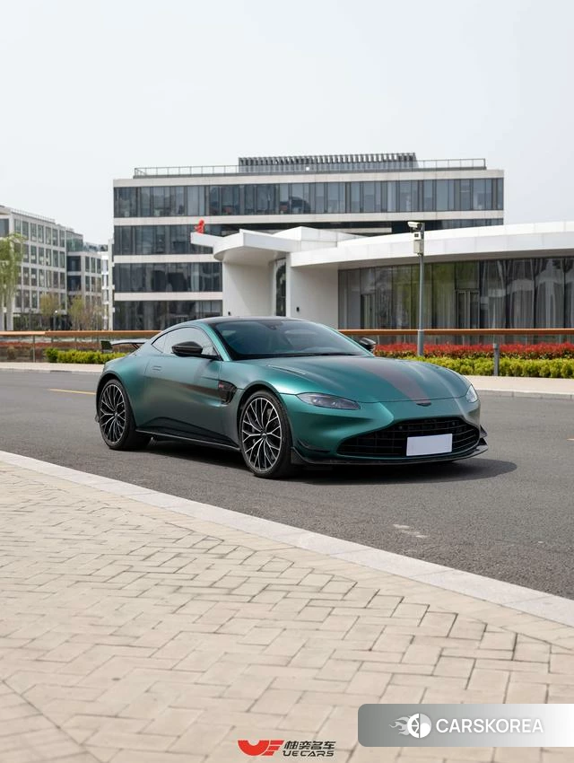 Aston Martin Vantage 2022 Зеленый из Китая, фото 3