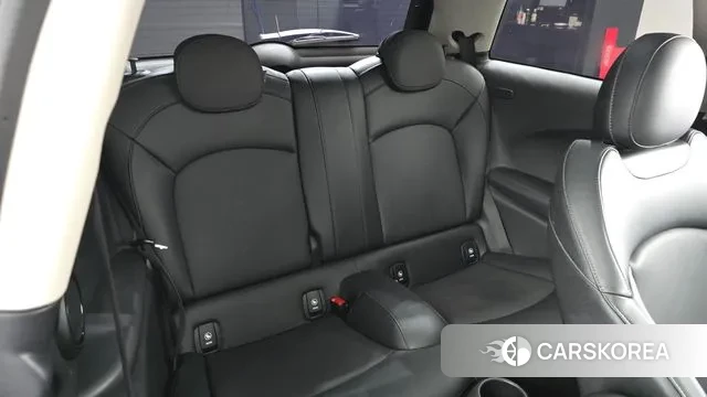 Mini Cooper 2018 Красный из Кореи, фото 3