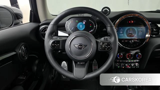 Mini Cooper 2023 Серебристо-серый из Кореи, фото 3