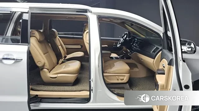 Kia The New Carnival 2018 Белый из Кореи, фото 3