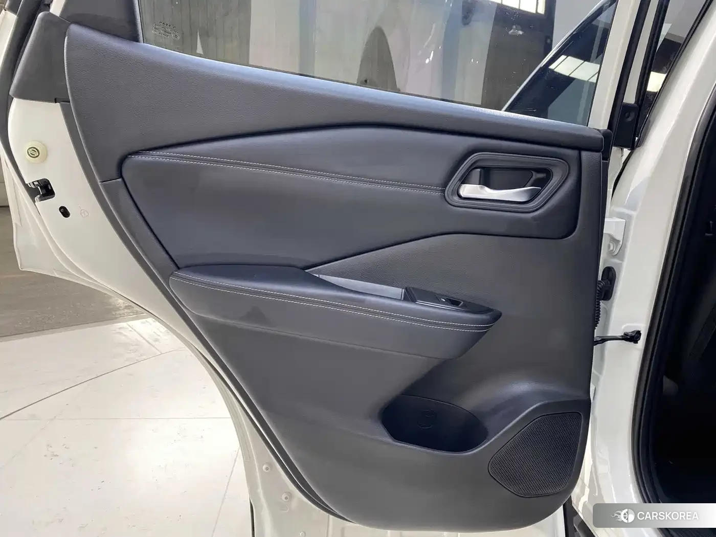 Nissan Qashqai 2023 Белый из Китая, фото 4