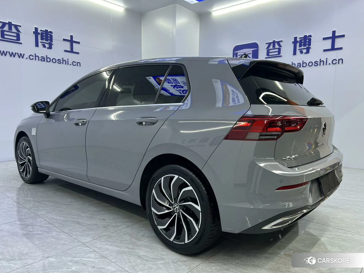 Volkswagen Golf 2022 Темно-серый из Китая, фото 3