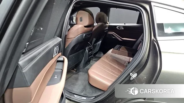 BMW X6 (G06) 2022 Песочный из Кореи, фото 3