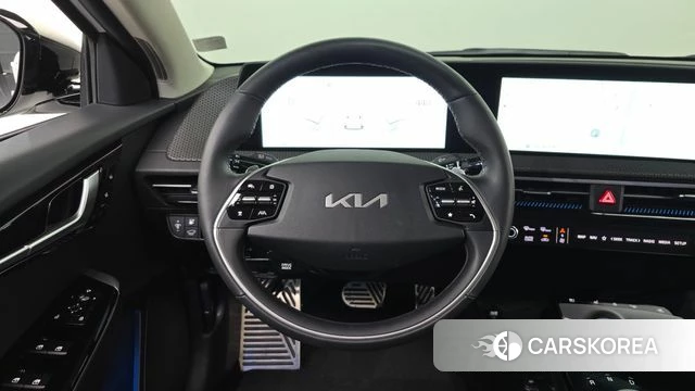 Kia EV6 2023 Белый из Кореи, фото 3