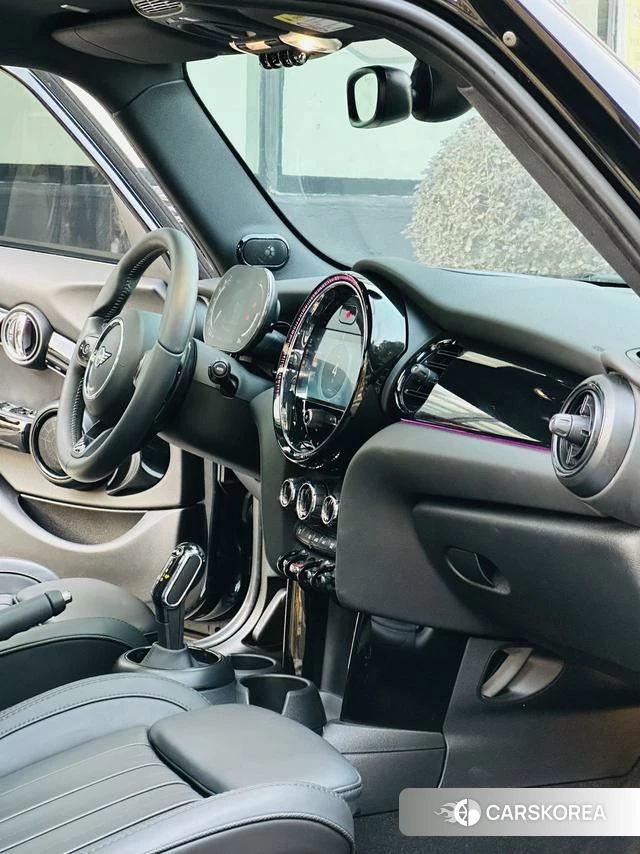 MINI MINI 2024 Черный из Китая, фото 3
