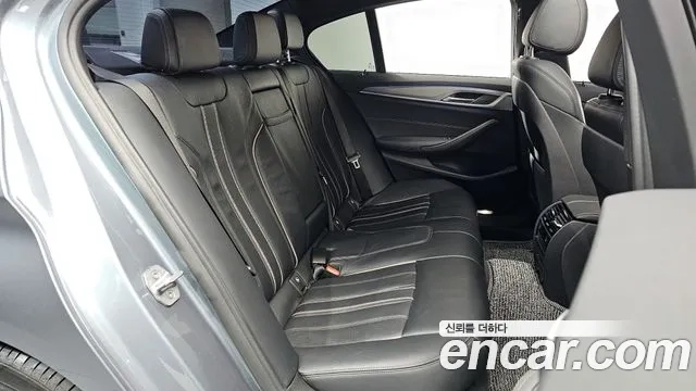 BMW 5 Series (G30) id 2903209 из Кореи 3