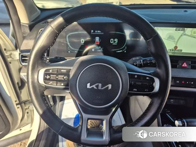 Kia Sportage 5th Generation 2022 Белый из Кореи, фото 3