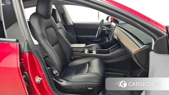 Tesla Model 3 2020 Красный из Кореи, фото 3