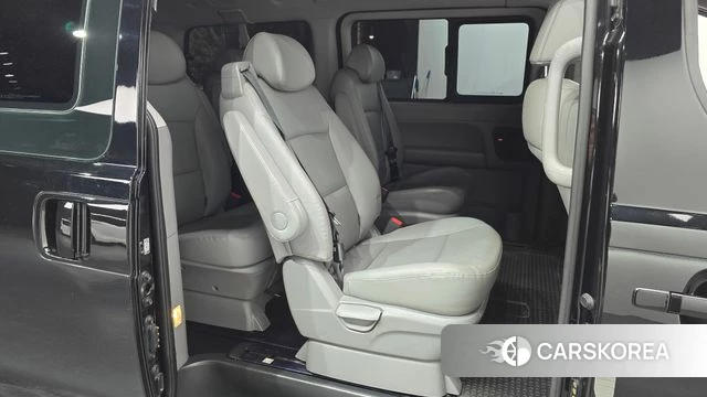 Hyundai The New Grand Starex 2019 Черный из Кореи, фото 3