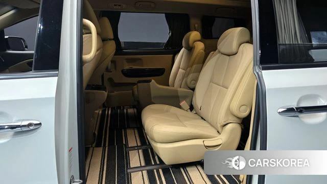 Kia The New Carnival 2019 Белый из Кореи, фото 3