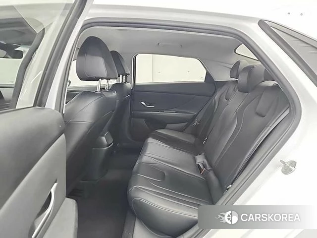 Hyundai Avante (CN7) 2021 Белый из Кореи, фото 3