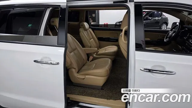 Kia The New Carnival id 2479388 из Кореи 3