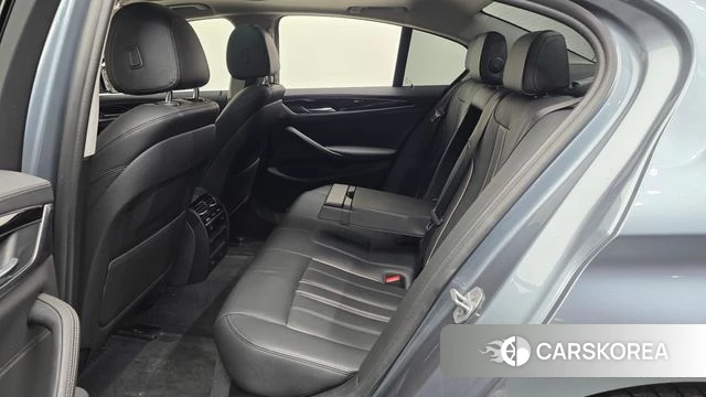 BMW 5 Series (G30) 2019 Серый из Кореи, фото 3