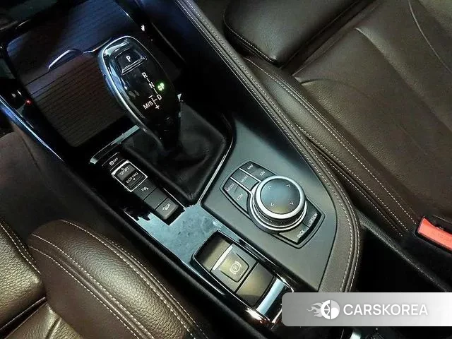 BMW X1 (F48) 2021 Серый из Кореи, фото 3