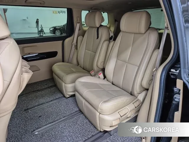 Kia The New Carnival 2020 Черный из Кореи, фото 3