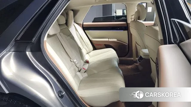 Hyundai Grandeur Hybrid (GN7) 2023 Песочный из Кореи, фото 3