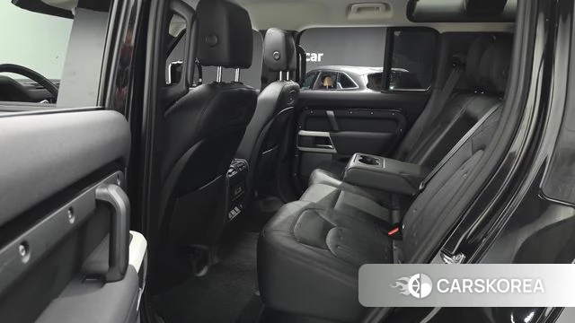 Land Rover Defender (L663) 2021 Черный из Кореи, фото 3