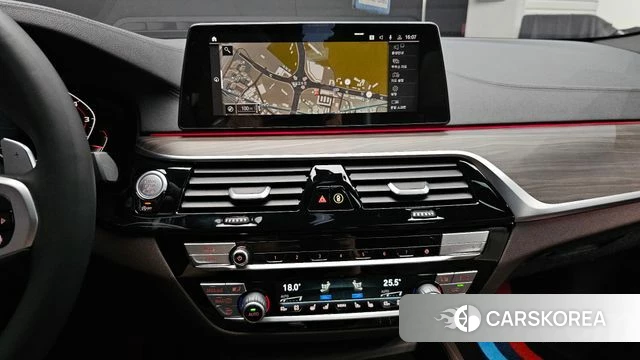 BMW 5 Series (G30) 2020 Серый из Кореи, фото 3