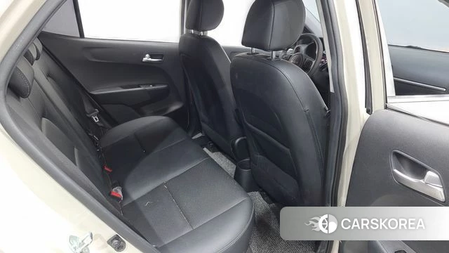 Kia Morning Urban (JA) 2023 Жемчужный цвет из Кореи, фото 3