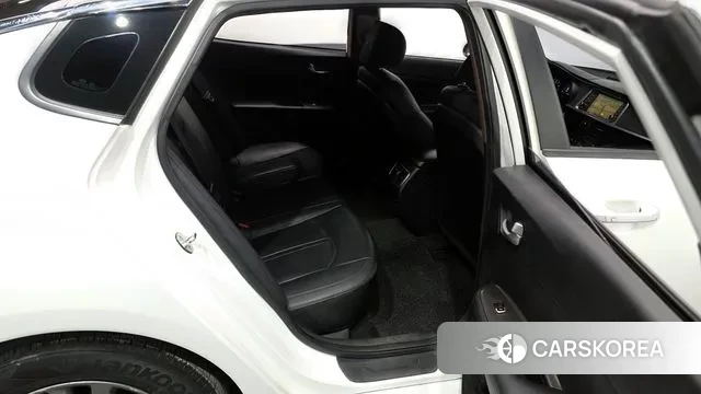 Kia The New K5 2nd generation 2018 Белый из Кореи, фото 3