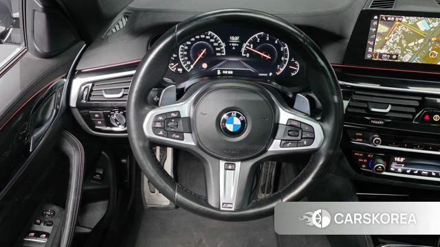 BMW 5 Series (G30) 2019 Серый из Кореи, фото 3