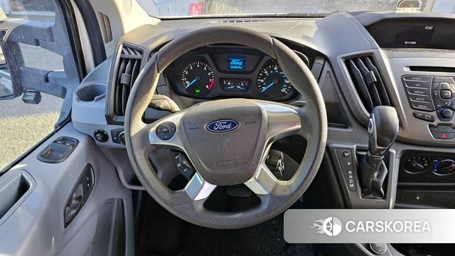Ford Transit 2018 Белый из Кореи, фото 3