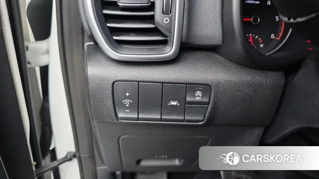 Kia Sportage The Bold 2019 Белый из Кореи, фото 3