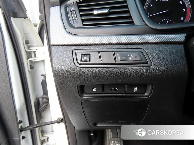 Hyundai Sonata New Rise 2018 Белый из Кореи, фото 3