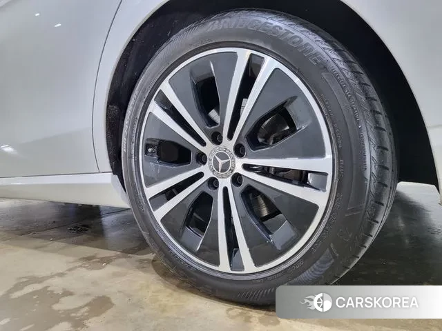 Mercedes-Benz E-Class W213 2020 Белый из Кореи, фото 3