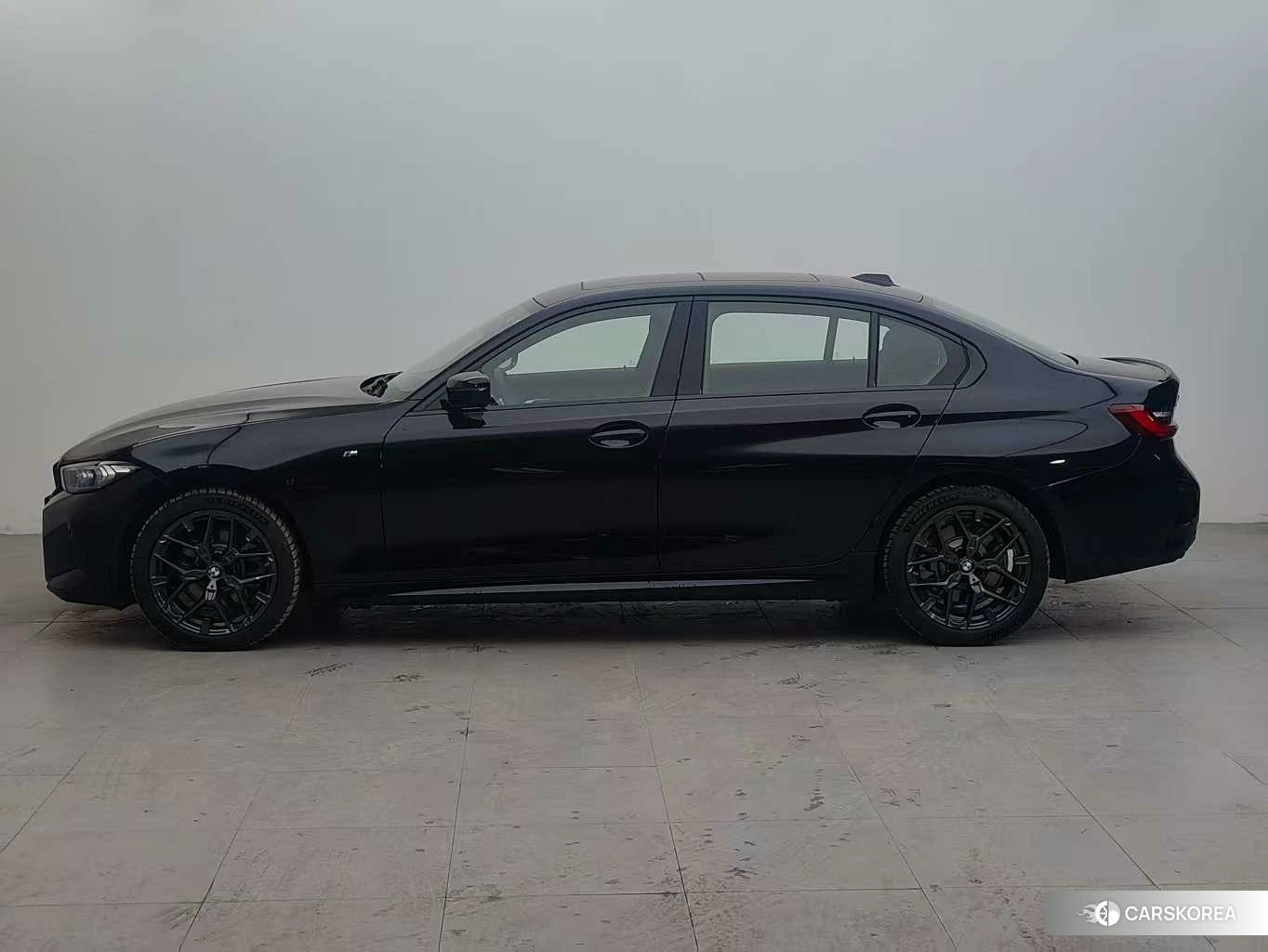 BMW 3 series 2024 Черный из Китая, фото 3