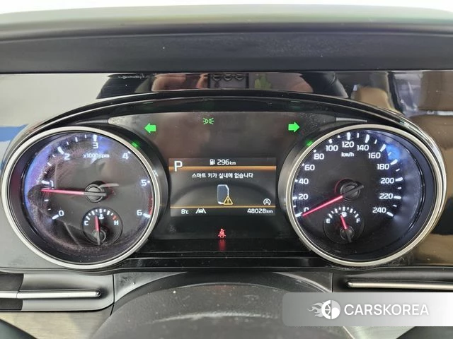 Kia Carnival 4th generation 2022 Белый из Кореи, фото 3