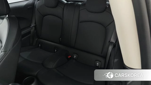 Mini Cooper 2019 Жемчужный цвет из Кореи, фото 3
