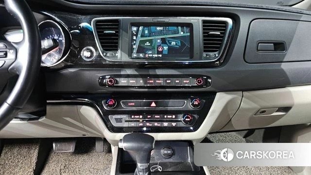 Kia The New Carnival 2018 Белый из Кореи, фото 3